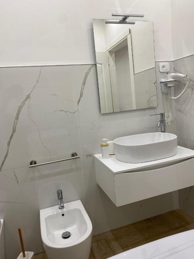 Quattro Canti Suite Palermo Exterior foto
